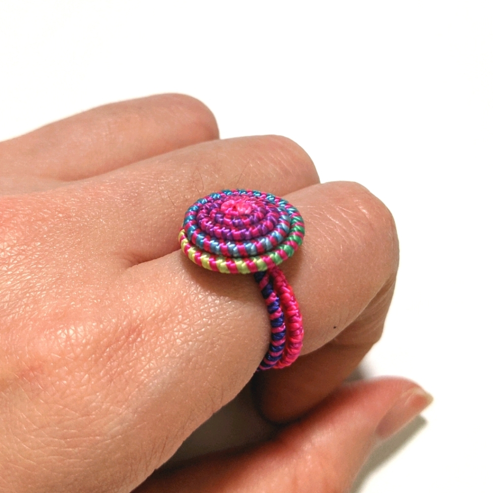 Colorful Ring 💍 *Free with any purchase!
